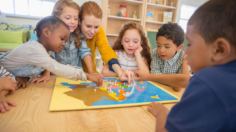 Entenda com Sérgio Bento De Araújo quais são as metodologias ativas e como elas podem redefinir o conceito de aula nas escolas modernas.
