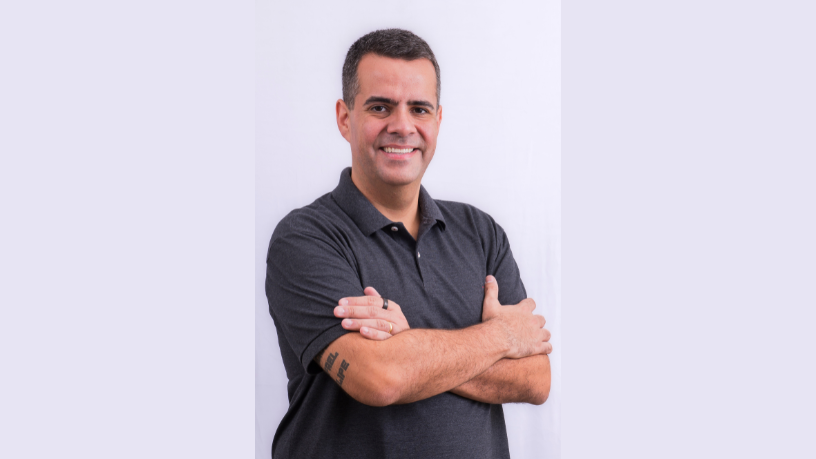 Dr. Vinicius Tadeu Sattin Rodrigues 